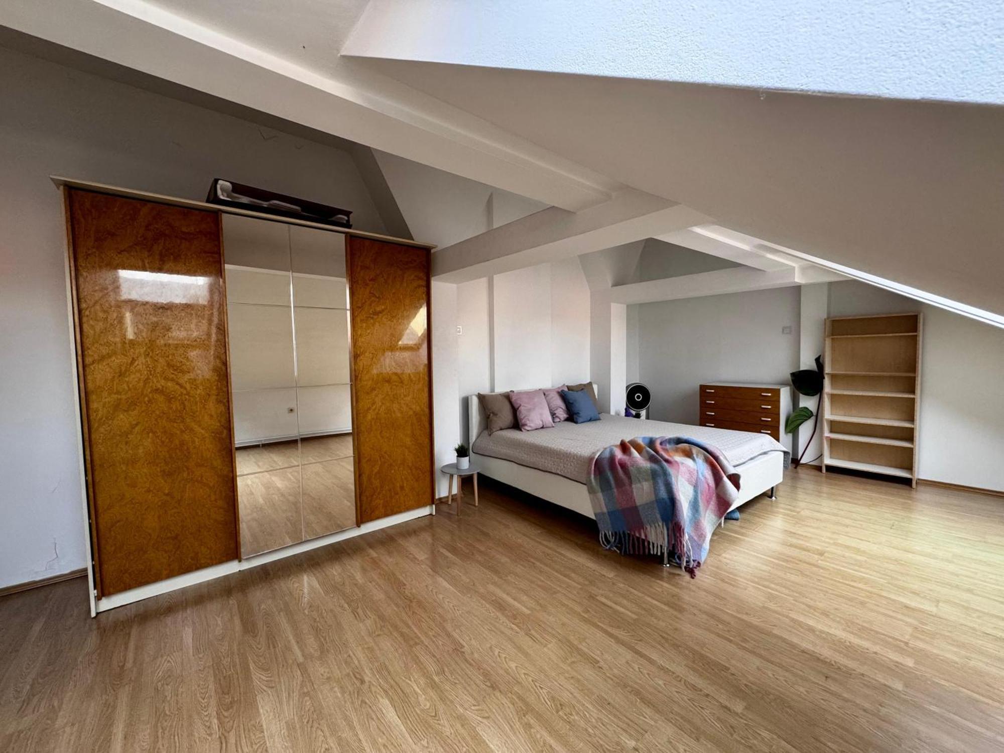 120 M2 Apartment In The Centre Of The Old Town Братислава Екстер'єр фото